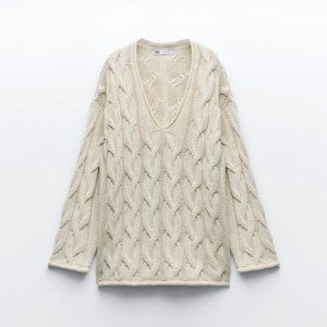 NWT Zara Off White Cable Knit V-Neck Sweater L